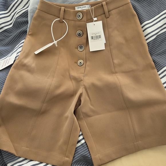 Petite Studio Clark Shorts In Camel size XXS - Picture 5 of 5